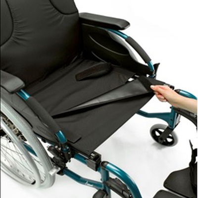 Купить Полегшений інвалідний візок Invacare Action 3 NG Plus, (Німеччина) на сайте Orto-med.com.ua