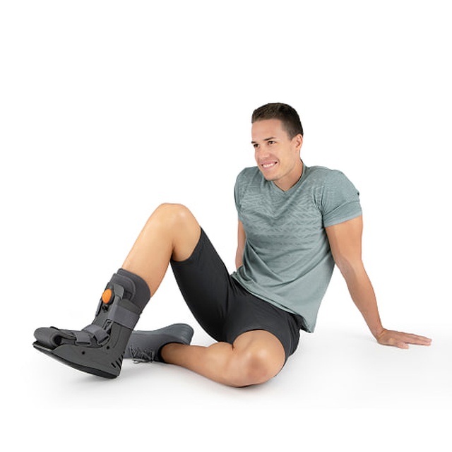 Купить ортез на голеностопный сустав Orliman Fix Air Short Walker EST-092, Испания (серый) на сайте Orto-med.com.ua