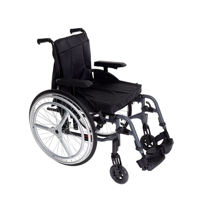 Середньоактивне крісло коляска Invacare Action 3 NG HEMI, Франція (чорний) купити на сайті Orto-med.com.ua
