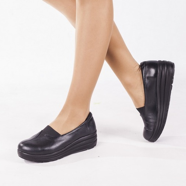 Купити жіноче ортопедичне взуття чорного кольору в магазині Orto-med.com.ua