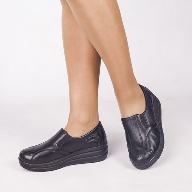Выбирайте удобную женскую ортопедическую обувь в магазине Orto-med.com.ua