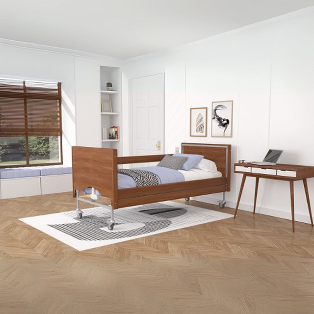Заказать кровать медицинскую Rehabed Taurus 2 LUX, металлическую с ламелями, 90x200, SIL - орех, Польша (коричневый) на сайте Orto-med.com.ua