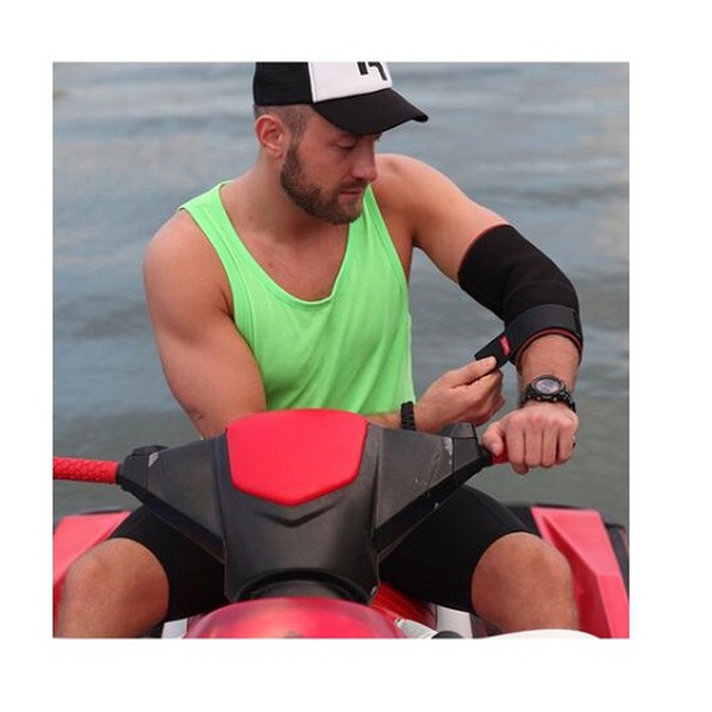 Купити ортез для ліктьового суглоба, R9203, REMED (Україна), чорного кольору на сайті orto-med.com.ua