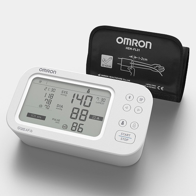 Тонометр автоматичний з манжетою на плече OMRON M6 Comfort AFib, Японія (білий) обрати на сайті Orto-med.com.ua