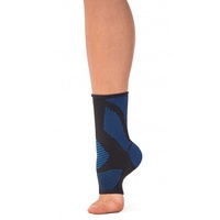 Купить эластичный бандаж на голеностопный сустав Toros-Group 409, черно-синего цвета на сайте orto-med.com.ua