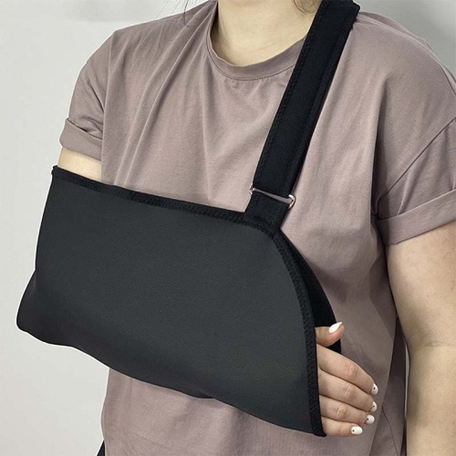 Купить косыночный бандаж на предплечье поддерживающий Aurafix AO-02U, Турция (синий) на сайте Orto-med.com.ua