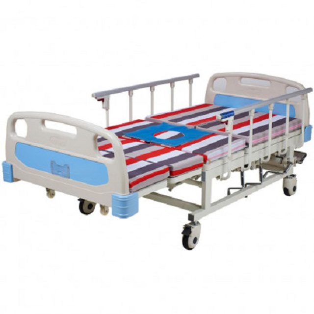 Ліжко для лежачого хворого з туалетом механічне на колесах та функцією бокового перевороту OSD-CH1P, Китай обрати на сайті Orto-med.com.ua