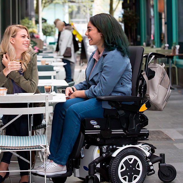 Інвалідний візок з електроприводом Invacare Storm, середній привід, 6 коліс (Німеччина), інвалідна коляска ціна обрати на сайті orto-med.com.ua