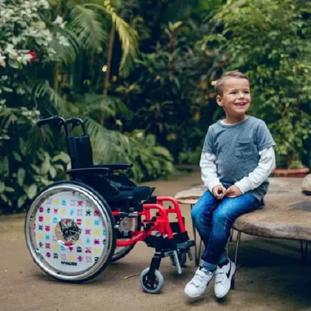 Інвалідна коляска ціна, інвалідна коляска Invacare Action 3 Junior, (Франція), інвалідна коляска обрати на сайті orto-med.com.ua