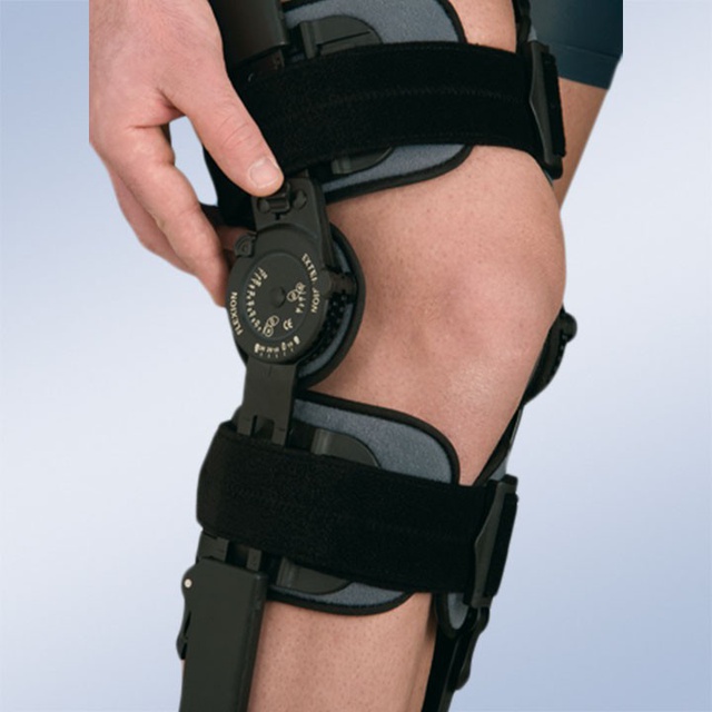 Купить армированный ортез коленного сустава с регулировкой угла сгибания 94260, Orliman, (Испания) на сайте orto-med.com.ua
