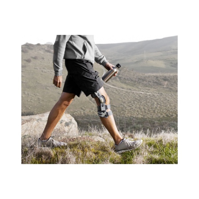 Купить ортез коленного сустава, OA Nano Lateral, DonJoy (США) на сайте orto-med.com.ua