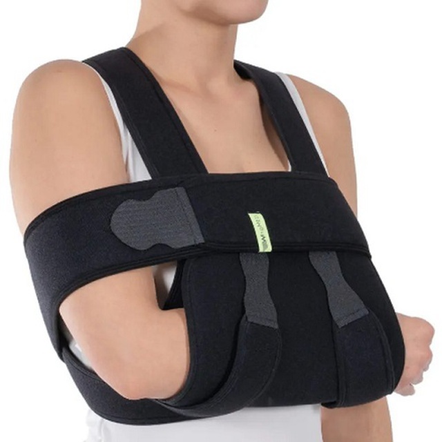 Купить повязку Дезо, фиксатор на плечо W217, черного цвета на сайте Orto-med.com.ua